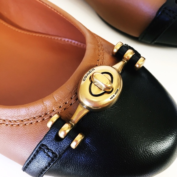 ❌❌SOLD❌❌ Coach Leila Flat Shoe NWT - Picture 6 of 7